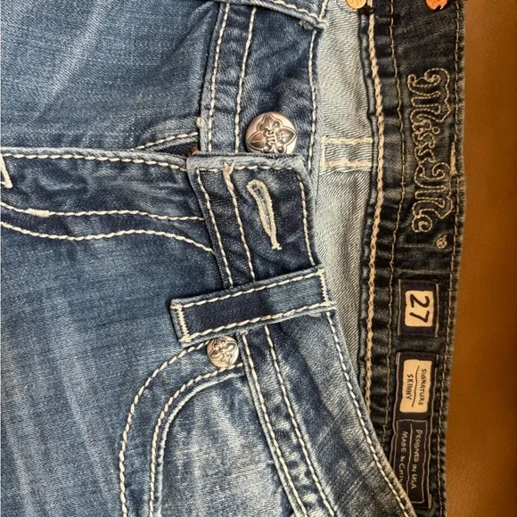 Miss Me Jeans - Picture 2 of 3